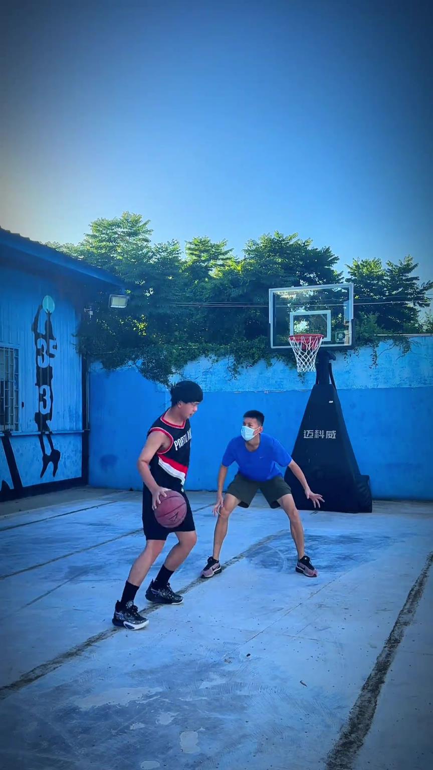 吧友们 你觉得杨瀚森的成就能超越易建联吗？